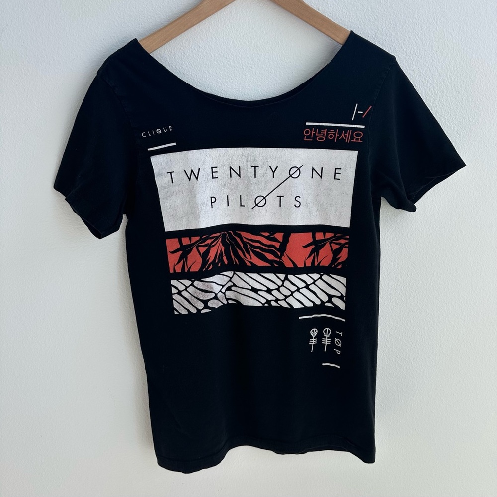 Black Graphic Tee